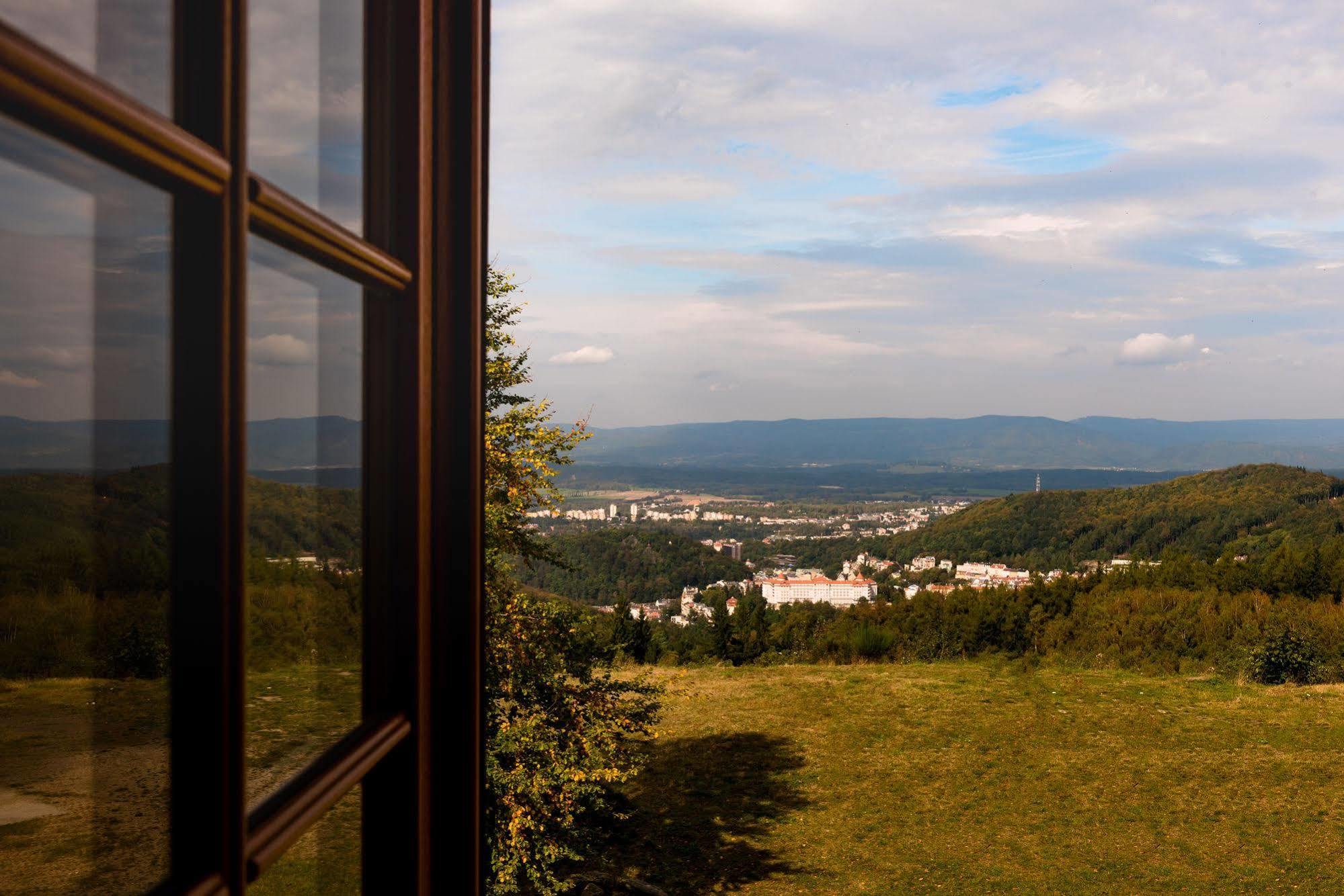 Hotel Vitkova Hora - Veitsberg Karlovy Vary Exterior photo